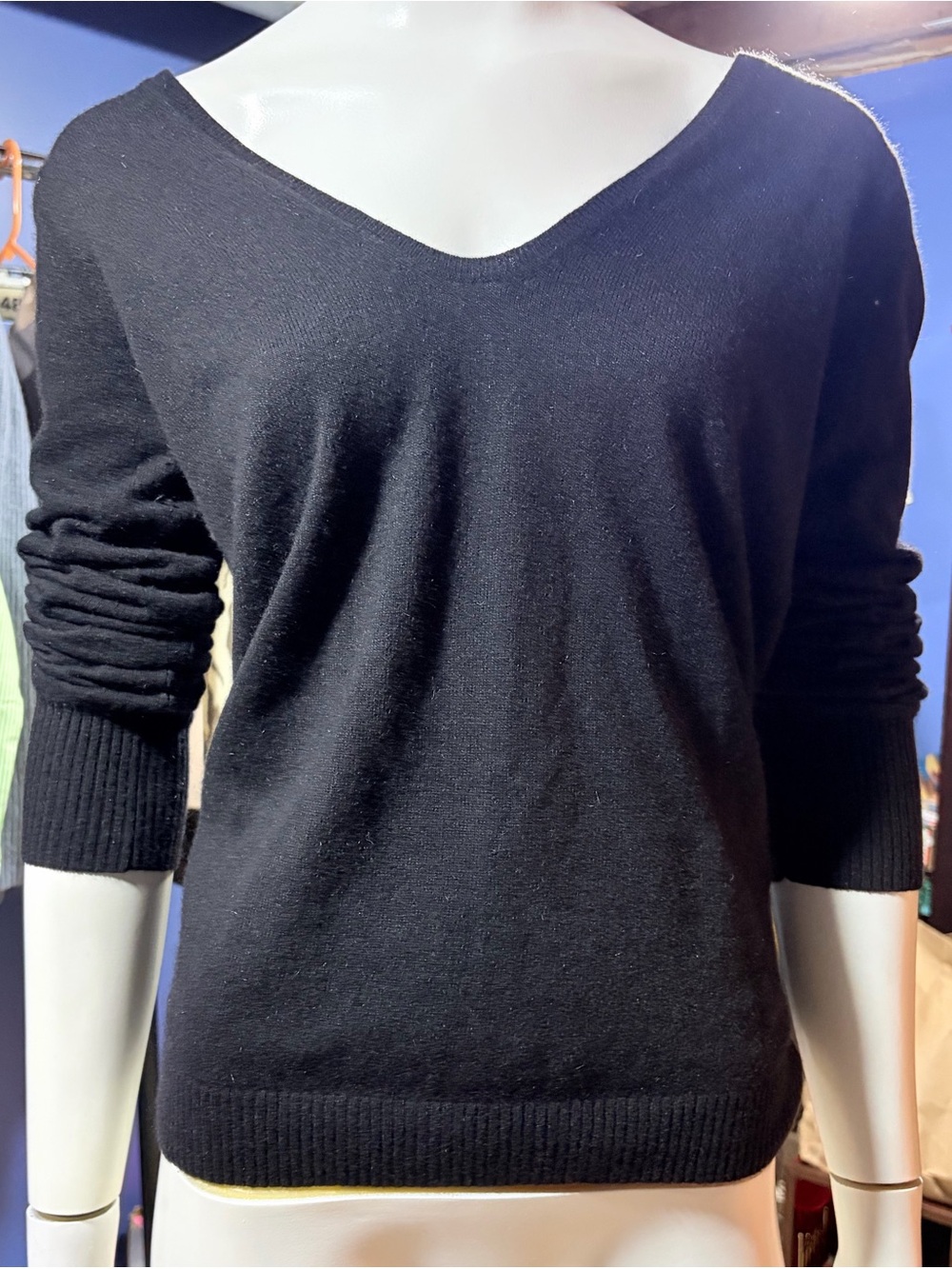 J Crew Wool Cashmere Angora Black Knit
V-Neck Sweater Classic Lightweight S Med